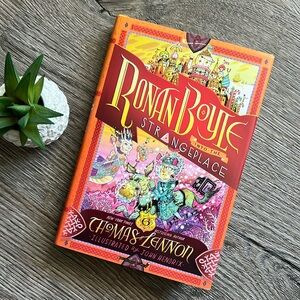 📚 2/$21 📚 Ronan Boyle - into the Strange Place, author Thomas Lennon NEW